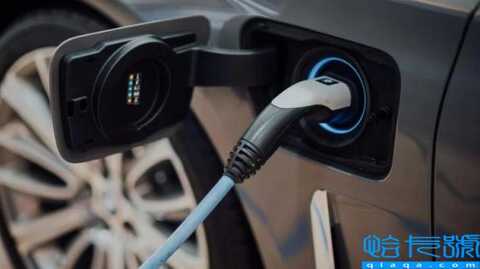为什么电动汽车充电慢