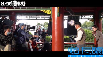 《外太空的莫扎特》贾冰搞笑特辑：演老师格外费眼镜