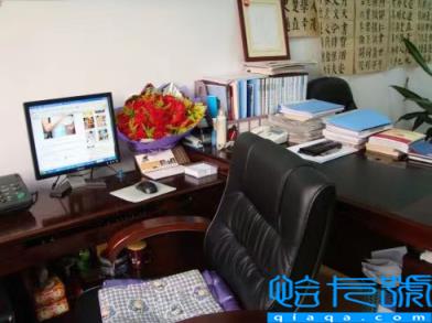 公务员几点上班几点下班(公务员假期大全)