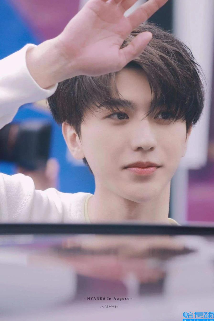 蔡徐坤照片（蔡徐坤的高清壁纸）