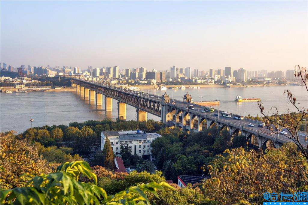 武汉周边一日游的景点推荐（武汉有哪些景点和好玩的地方）