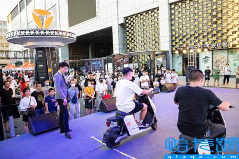 达人实测点赞！雅迪冠能3S9MAX超长续航200公里 打造黄金人车组合