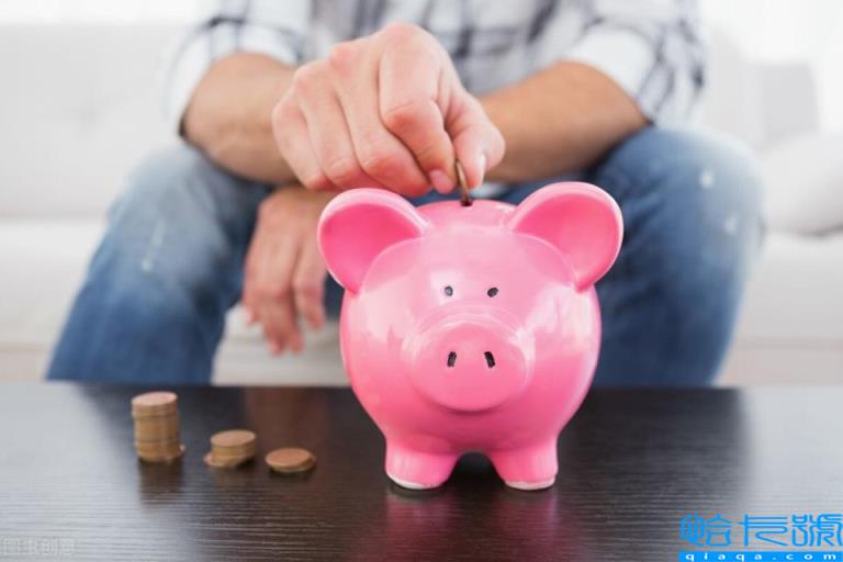 贷款20万一个月大概多少利息?(普通人怎么贷款20万，一般借20万一年多少利息)