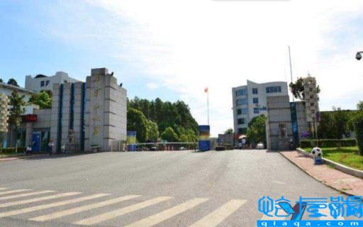 井冈山大学排名全国第几位(2022年井冈山大学排名全国第几)