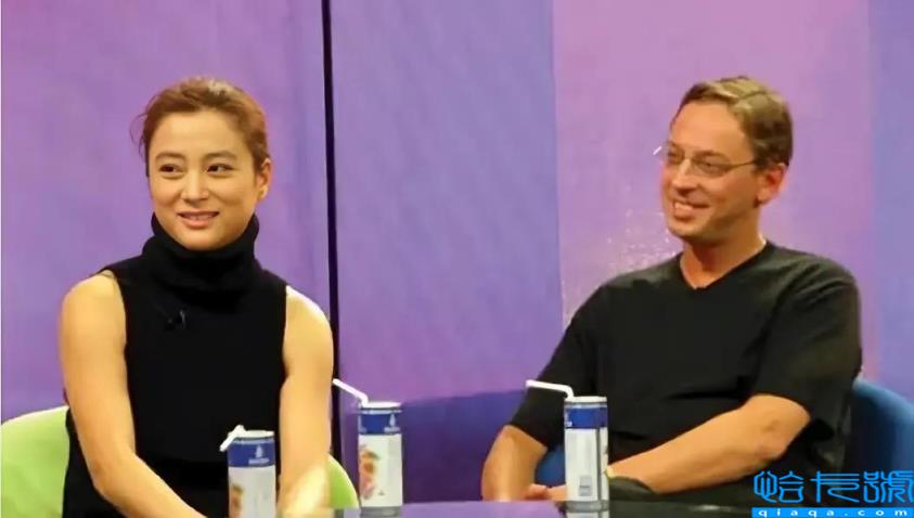 如今混血儿子成骄傲（李玲玉演员）