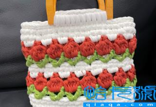 郁金香手工针织包什么颜色的好看(郁金香手工针织包那个颜色好搭衣服)
