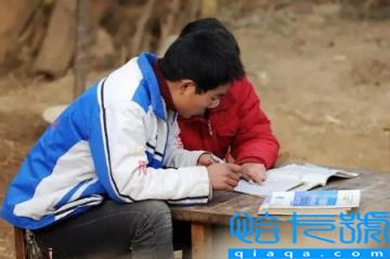 大学贫困资助一般一个班几人2022(​大学贫困资助每个班级都有吗)